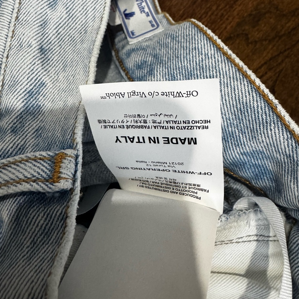 Off-white - Picture 6 of 7